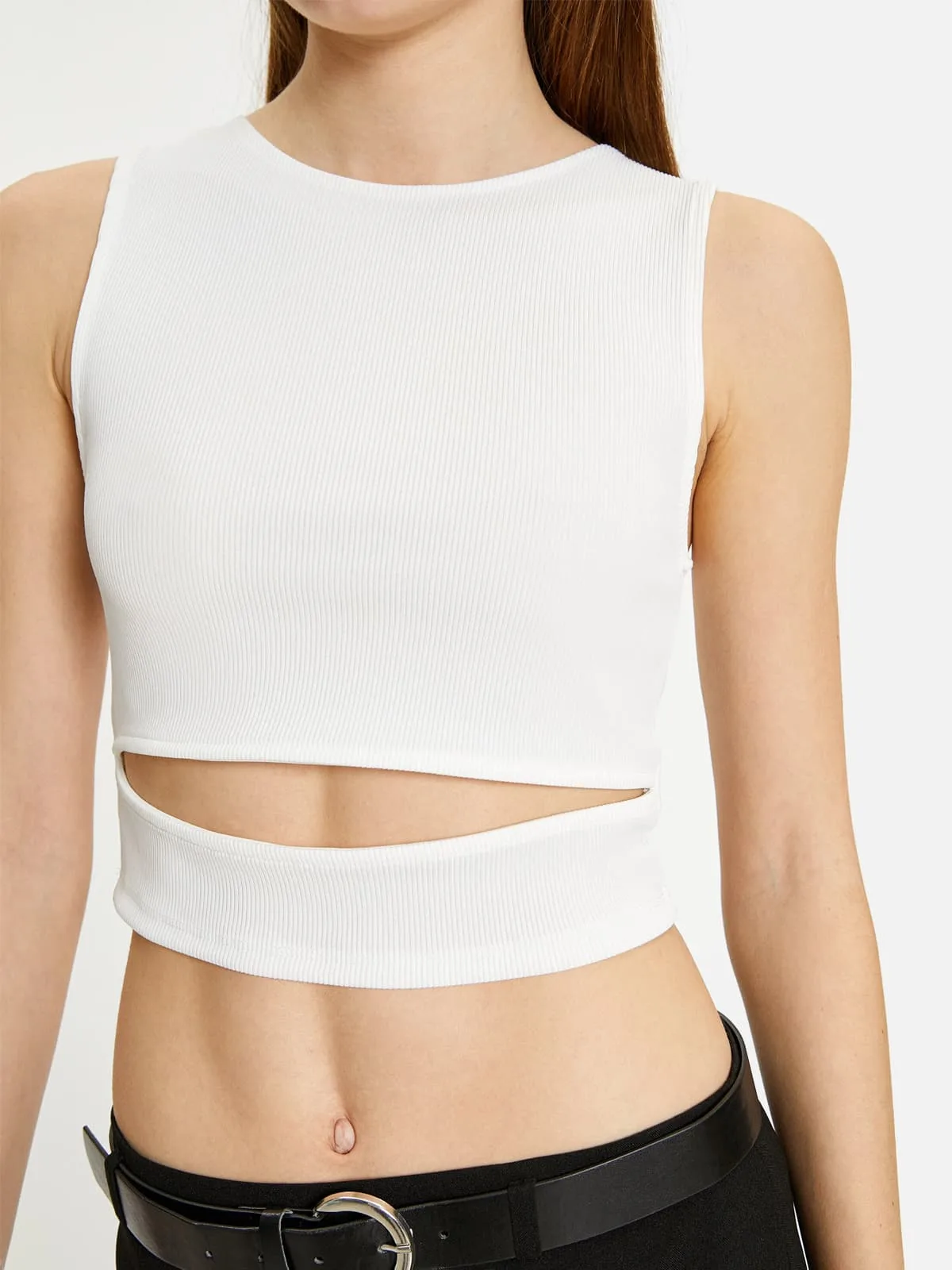 Short-Fit Sporty Round Neck T-shirt - White - Görsel 2